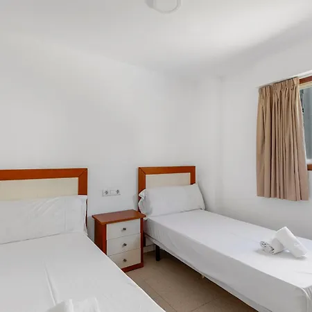 Loix Vibes - Pool And Balcony, Near The Apartamento *