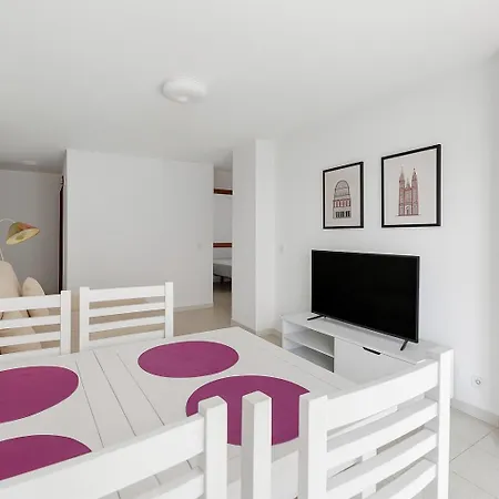 Loix Vibes - Pool And Balcony, Near The *