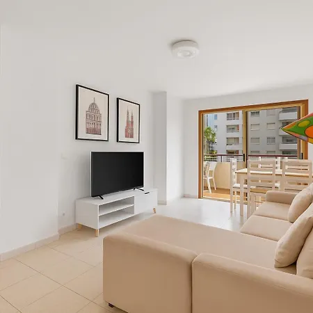 Loix Vibes - Pool And Balcony, Near The Apartamento *