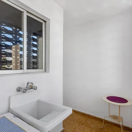 Loix Vibes - Pool And Balcony, Near The Benidorm